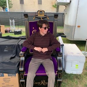 Meet your Posher, Ivey